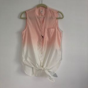 Gap pink ombre tie shirt